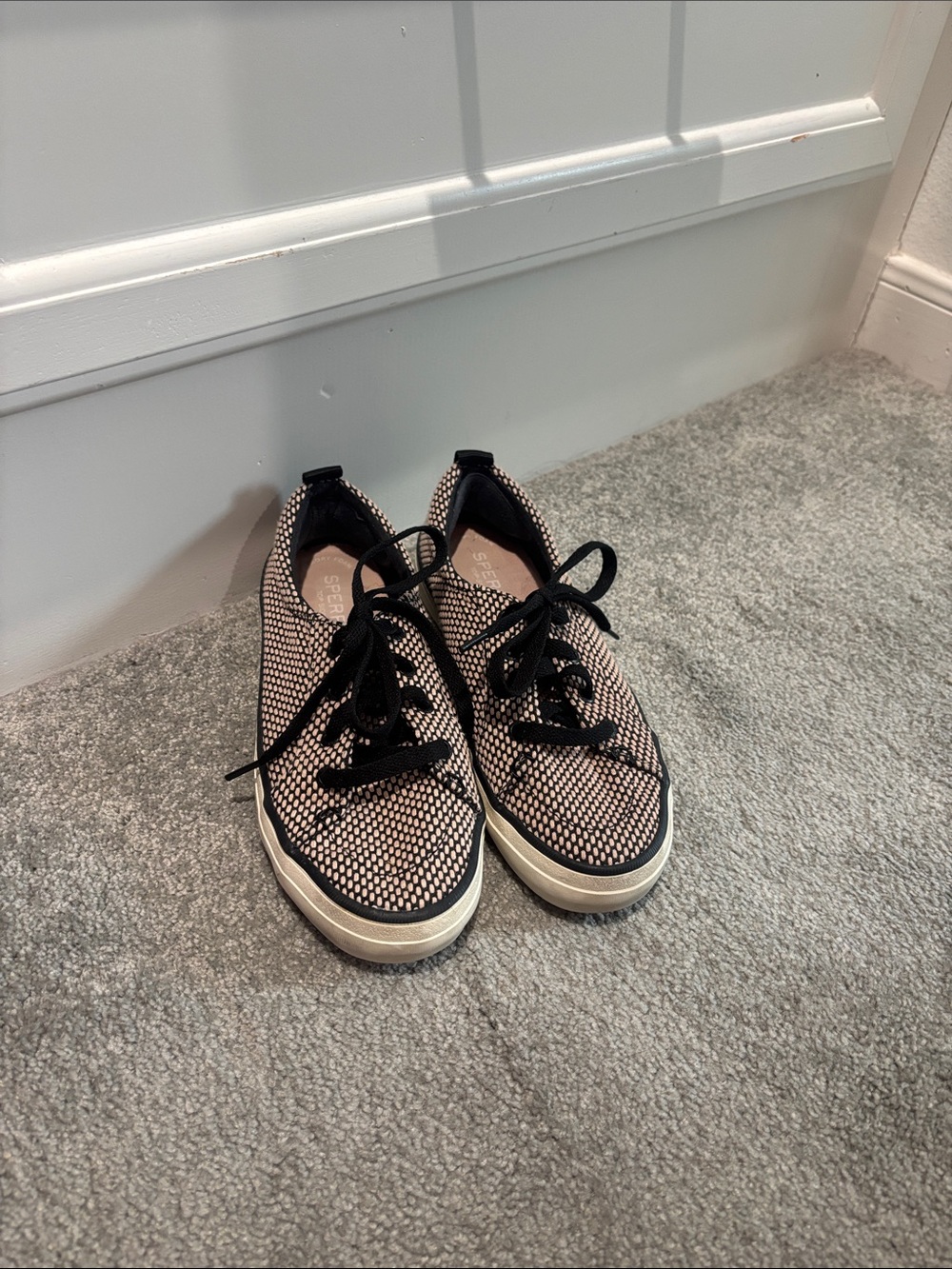 Women’s Sperry Top Sider Black and Cream Textured Lace-Up Sneakers